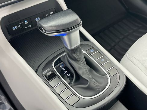 Used 2024 Hyundai Kona SEL image 16