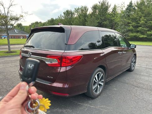 Used 2018 Honda Odyssey Elite image 7