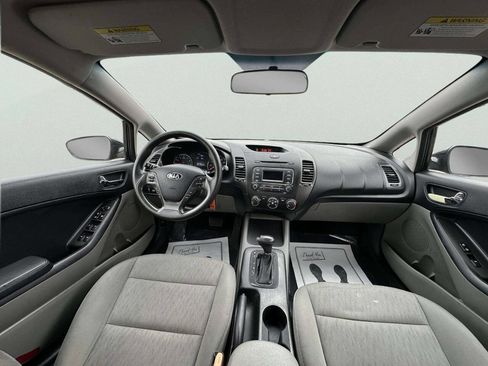 Used 2015 Kia Forte LX image 16
