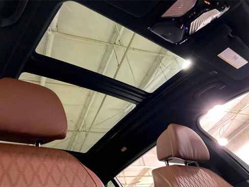 Used 2023 BMW X7 xDrive40i w/ Executive Package image 22