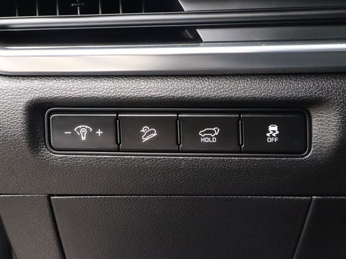 Used 2024 Kia Telluride SX image 16