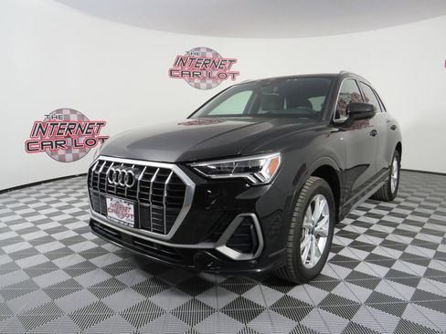 Used 2021 Audi Q3 2.0T Premium Plus w/ Premium Plus Package image 9