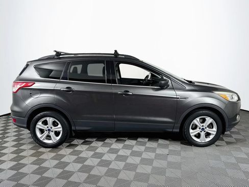 Used 2016 Ford Escape SE w/ Equipment Group 201A AWD/4WD image 8
