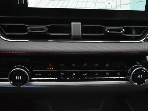 New 2026 Chevrolet Equinox RS w/ LPO, Floor Liner Package image 32