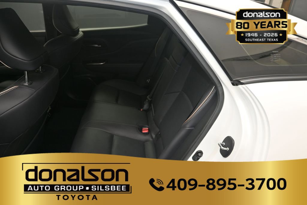 Used 2024 Toyota Crown Platinum AWD/4WD image 8
