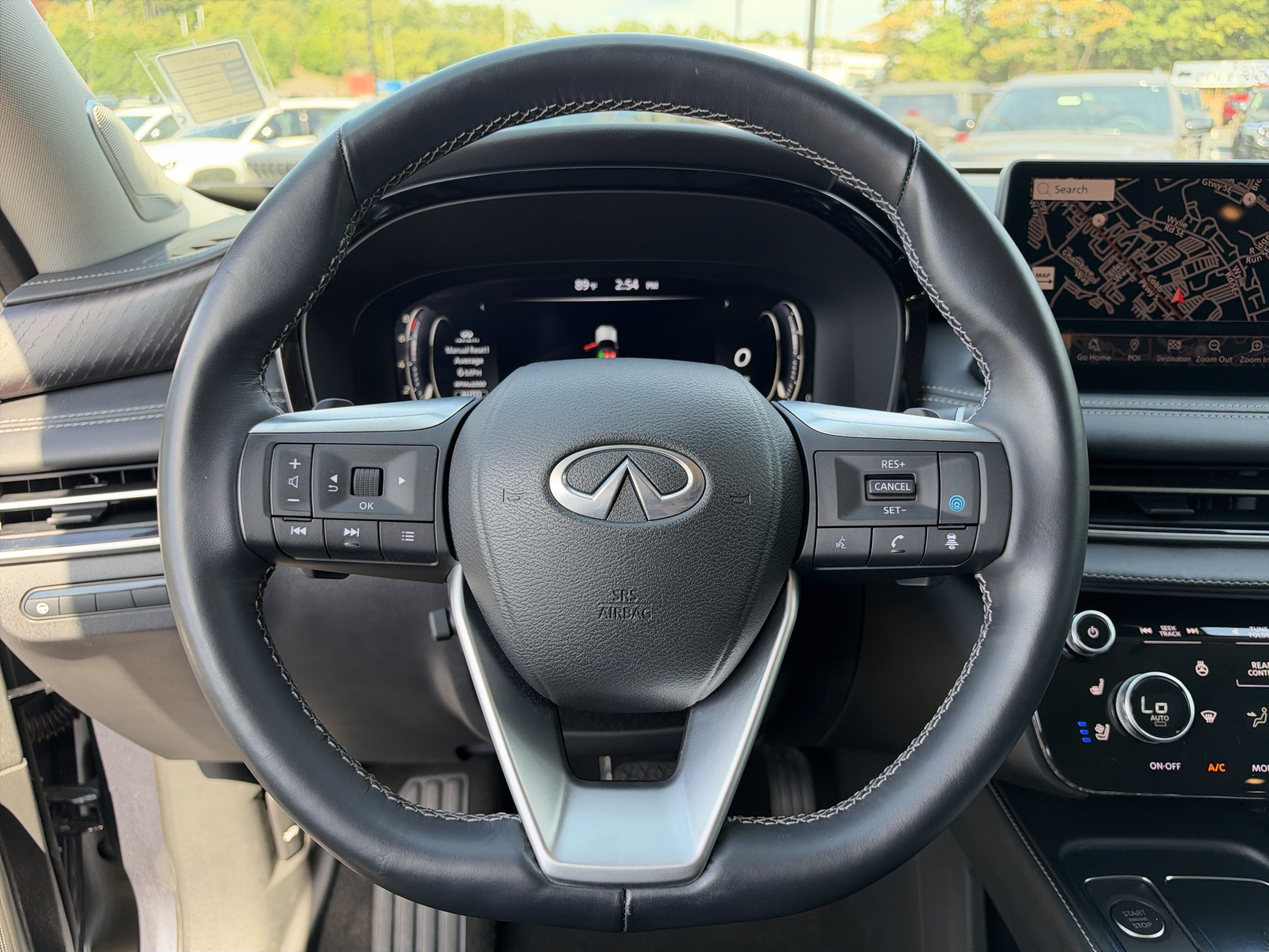 Used 2023 INFINITI QX60 Sensory w/ Cargo Package AWD/4WD image 29