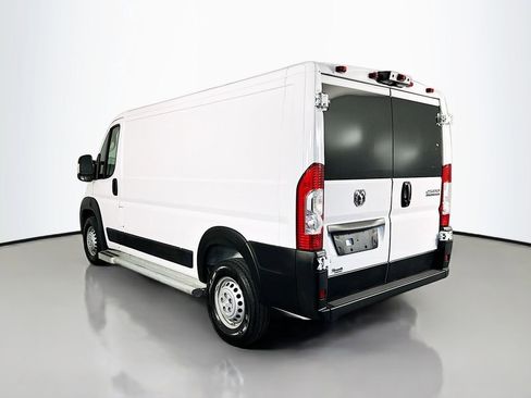 Used 2025 RAM ProMaster 2500 w/ U-Haul Equipment Group FWD image 5