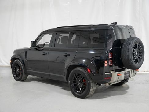 Used 2020 Land Rover Defender 110 X AWD/4WD image 3