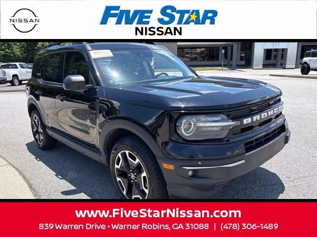 Used 2023 Ford Bronco Sport Outer Banks w/ Tech Package AWD/4WD image 2