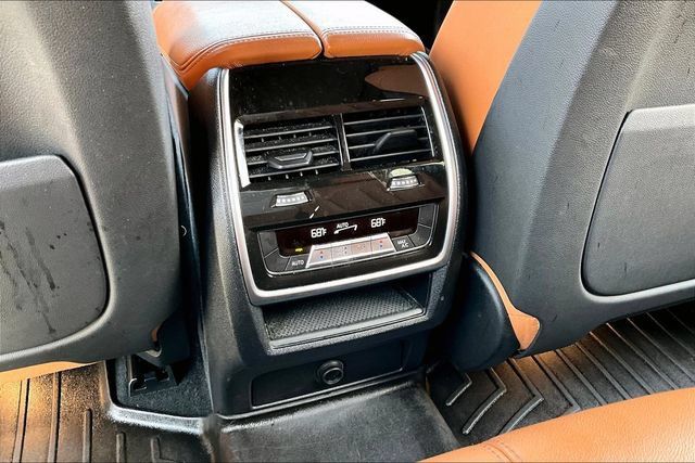 Used 2022 BMW X5 sDrive40i w/ Premium Package RWD image 10