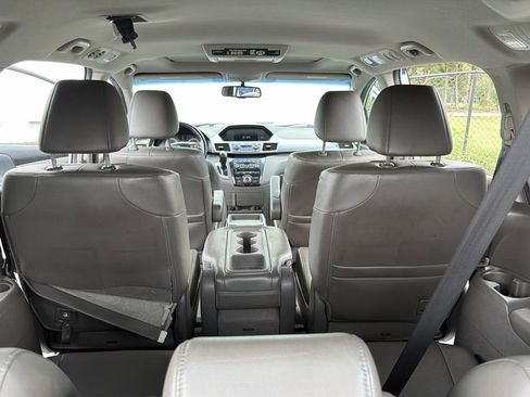 Used 2012 Honda Odyssey Touring image 8