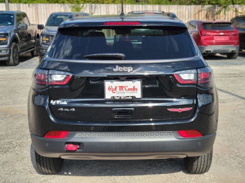 Used 2022 Jeep Compass Trailhawk w/ Trailhawk Elite Group image 5