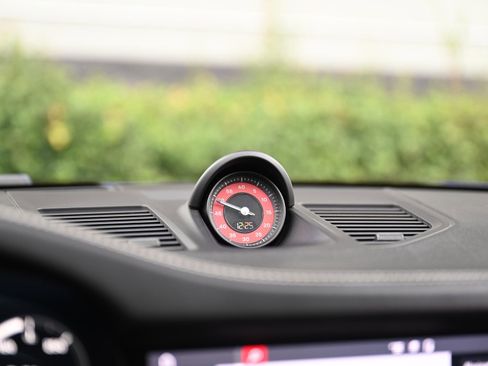 Used 2021 Porsche 911 Carrera S image 31