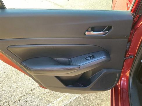Used 2022 Nissan Altima 2.5 SR FWD image 10