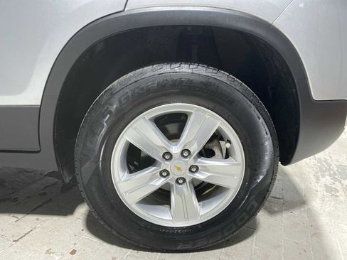 Used 2018 Chevrolet Trax LS AWD/4WD image 8