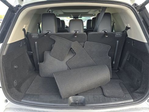 Used 2024 Nissan Pathfinder SL w/ SL Premium Package image 25