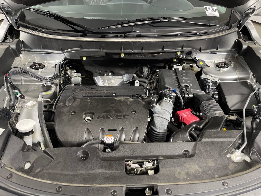 Used 2025 Mitsubishi Outlander Sport ES AWD/4WD image 9