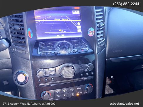 Used 2014 INFINITI QX70 3.7 Sport Utility 4D w/ Premium Package image 17