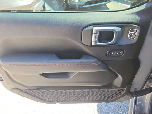 Used 2022 Jeep Wrangler Rubicon w/ Steel Bumper Group image 9