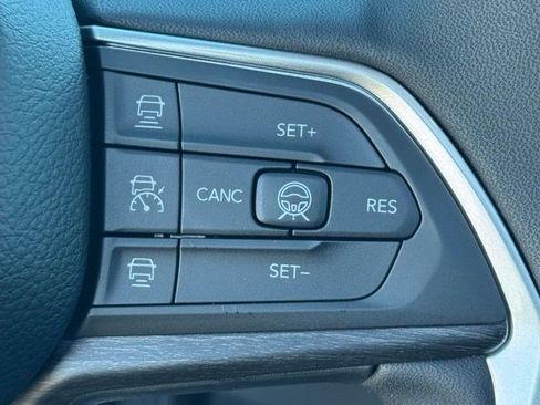 New 2026 Jeep Grand Cherokee Limited Reserve image 18