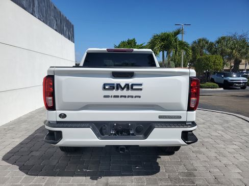 Certified 2025 GMC Sierra 1500 Elevation w/ LPO, Elevation Black Package image 4