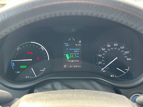 Used 2023 Toyota Sienna XLE image 23