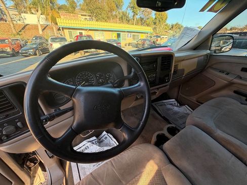 Used 2001 Chevrolet Silverado 1500 LS image 9