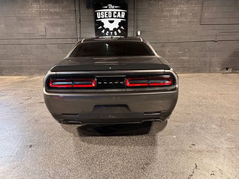 Used 2018 Dodge Challenger R/T Scat Pack w/ Dynamics Package RWD image 5