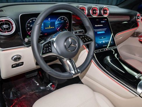 New 2026 Mercedes-Benz GLC 300 image 15