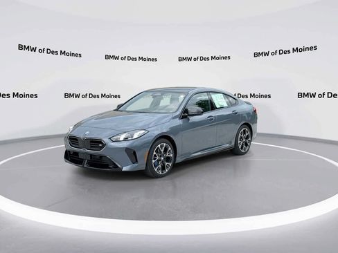 Used 2026 BMW M235i xDrive w/ Technology Package AWD/4WD image 4