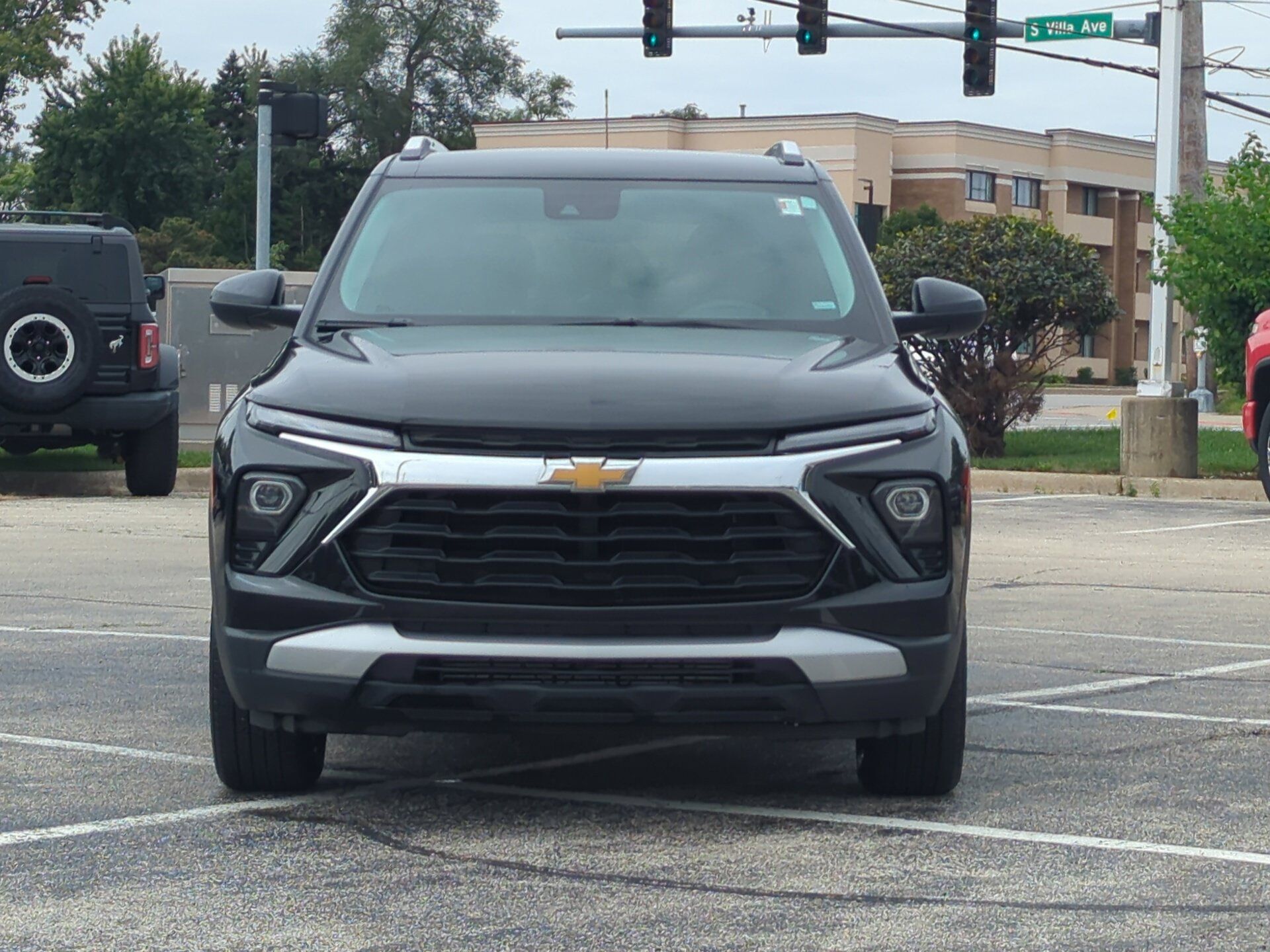 Used 2025 Chevrolet TrailBlazer LT AWD/4WD image 27