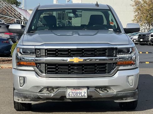 Used 2018 Chevrolet Silverado 1500 LT w/ All Star Edition image 10