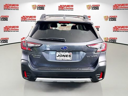 Used 2022 Subaru Outback Limited AWD/4WD image 17