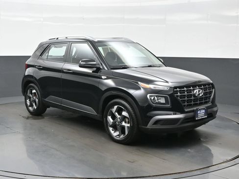 Used 2021 Hyundai Venue SEL FWD image 8