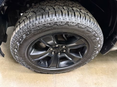 Used 2023 RAM 1500 Big Horn image 33