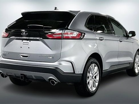 Used 2020 Ford Edge Titanium w/ Equipment Group 301A image 8