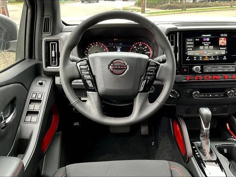New 2025 Nissan Frontier PRO-4X image 17