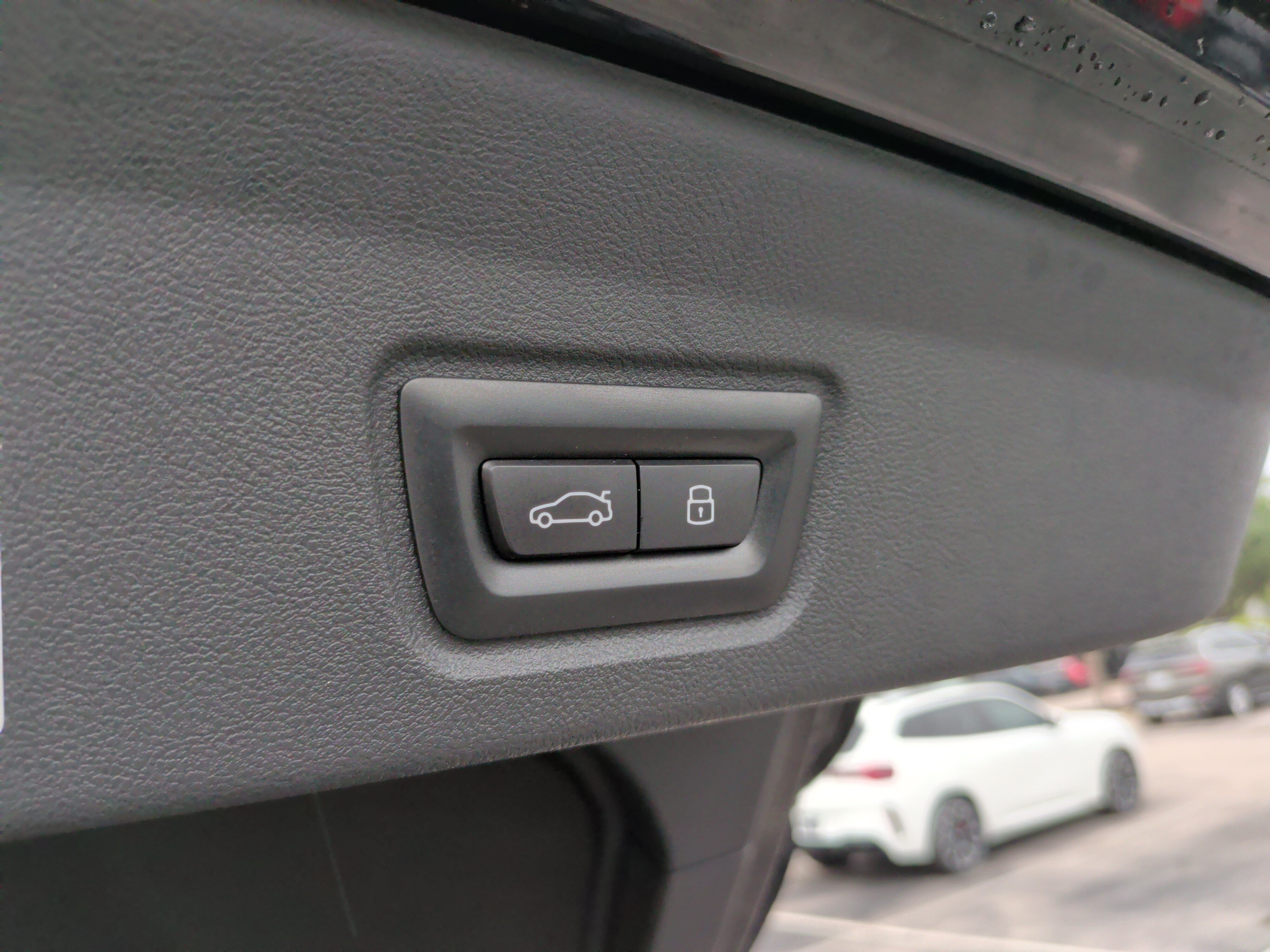Used 2023 BMW i4 eDrive35 w/ Premium Package RWD image 37