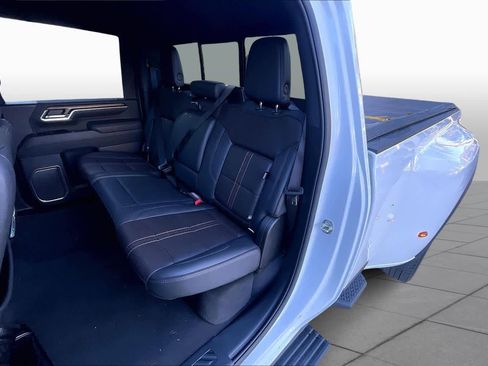 Used 2025 Chevrolet Silverado 3500 High Country w/ Technology Package image 20