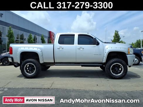 Used 2014 Chevrolet Silverado 3500 LT w/ Interior Plus Package AWD/4WD image 8