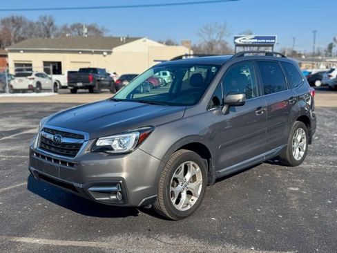 Used 2017 Subaru Forester 2.5i Touring image 3