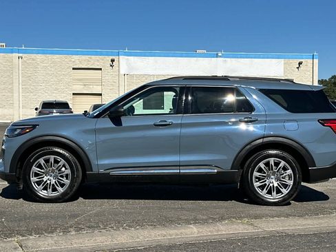 Used 2025 Ford Explorer Active w/ Active Comfort Package AWD/4WD image 6