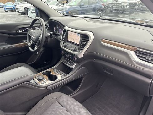 Used 2023 GMC Acadia SLE w/ Driver Convenience Package image 28