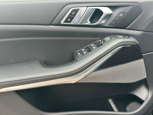 New 2026 BMW X5 xDrive40i w/ M Sport Package image 14