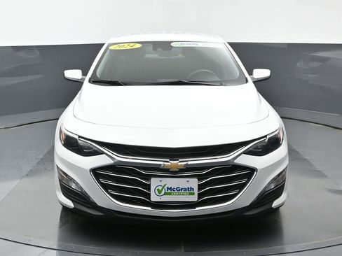 Used 2024 Chevrolet Malibu LT image 4