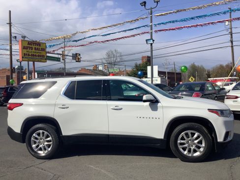 Used 2019 Chevrolet Traverse LT AWD/4WD image 8