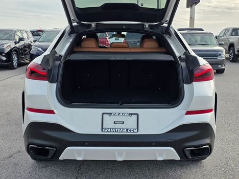 Used 2022 BMW X6 xDrive40i w/ M Sport Package image 7