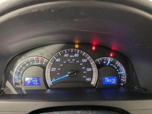 Used 2012 Toyota Camry SE image 24