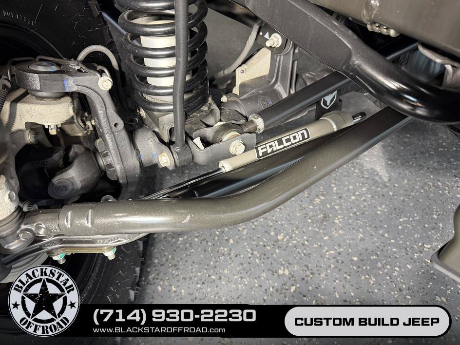 Used 2022 Jeep Gladiator Rubicon w/ Cold Weather Group AWD/4WD image 26