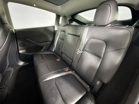 Used 2024 Tesla Model Y Long Range image 27